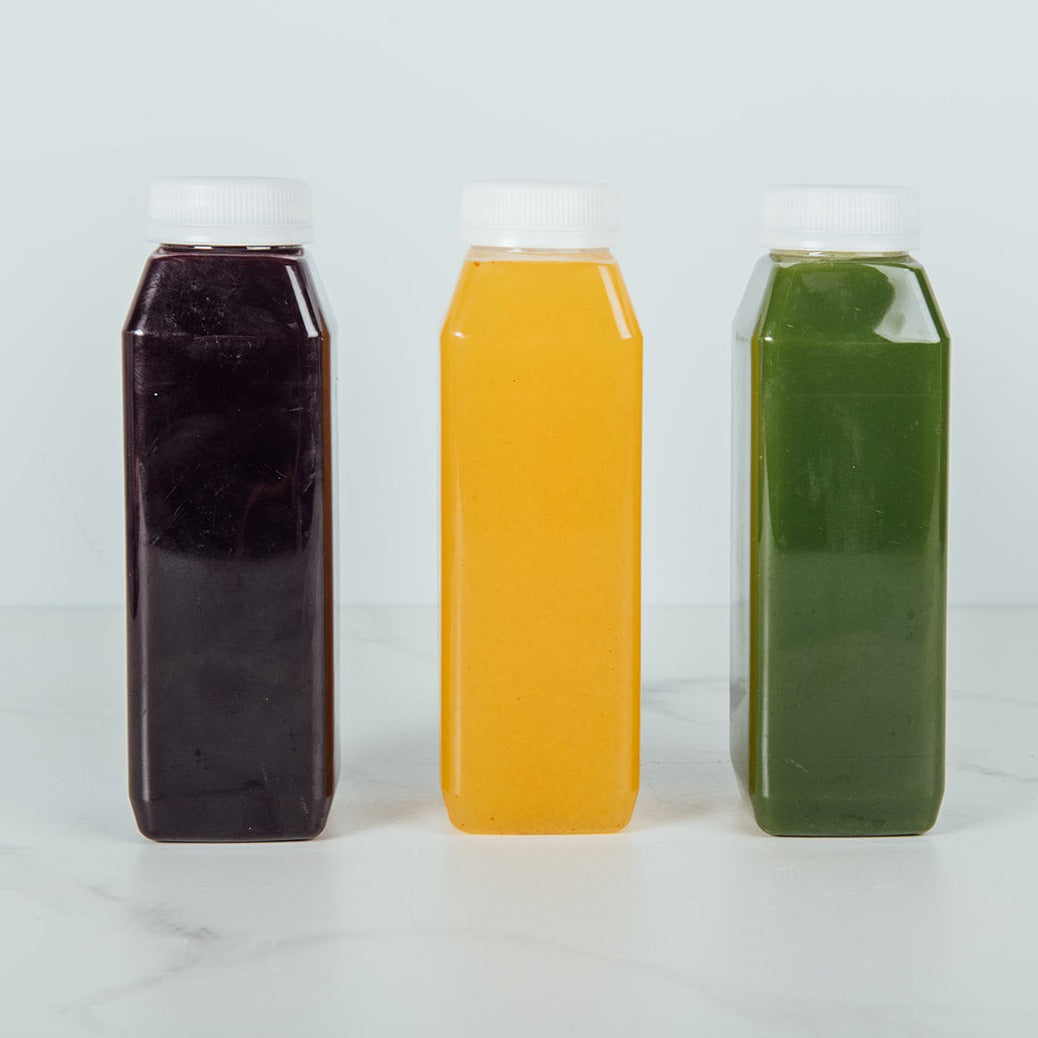 Assortiment de jus fraîchement pressés